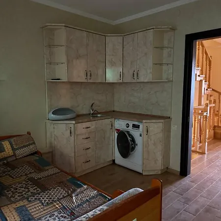 Apartment будинок на березі моря, совіньон причал Odessa